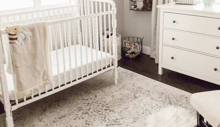 What is the ideal temperature for the baby room?